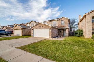 1717 Willow Way, Bedford, TX 76022