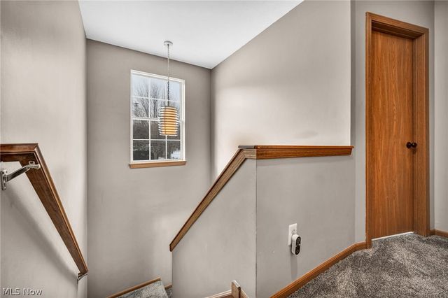 27 Kenilworth Avenue, Painesville, OH 44077