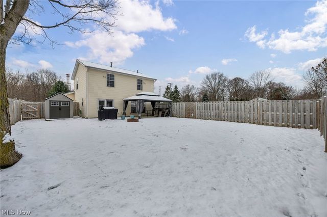 27 Kenilworth Avenue, Painesville, OH 44077