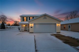 27 Kenilworth Avenue, Painesville, OH 44077