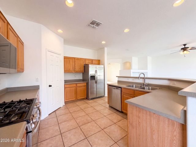 12846 W ROSEWOOD Drive, El Mirage, AZ 85335