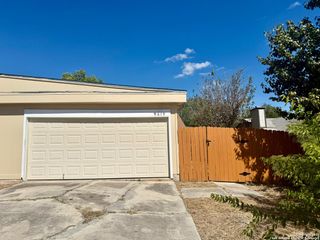 9619 Vale, San Antonio, TX 78245