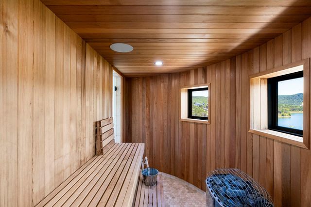 17011 E Darleen DR, Leander, TX 78641