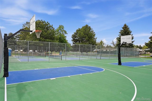 1049 Florence Street, Aurora, CO 80010