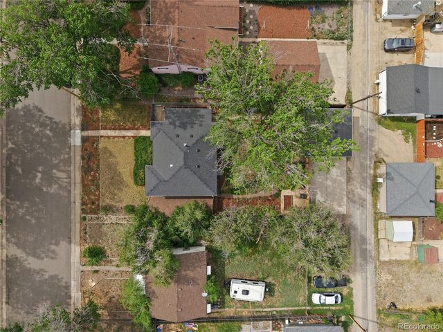 1049 Florence Street, Aurora, CO 80010