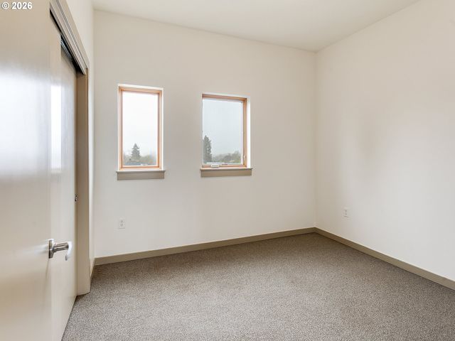 2525 N KILLINGSWORTH St 310, Portland, OR 97217