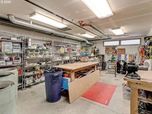 2525 N KILLINGSWORTH St 310, Portland, OR 97217