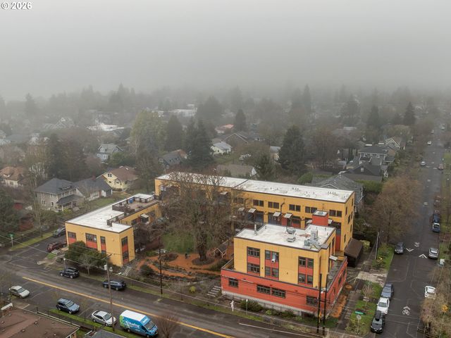 2525 N KILLINGSWORTH St 310, Portland, OR 97217