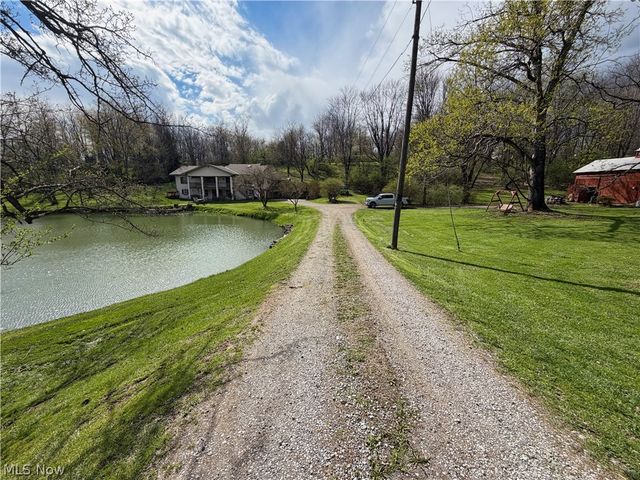 16213 Park Way, East Liverpool, OH 43920