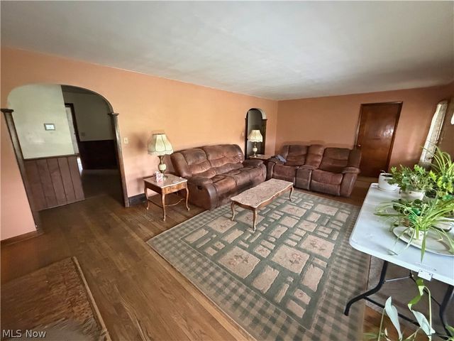 16213 Park Way, East Liverpool, OH 43920