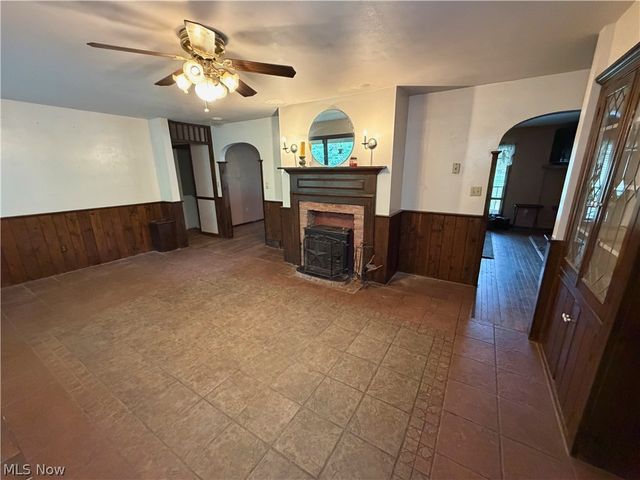 16213 Park Way, East Liverpool, OH 43920