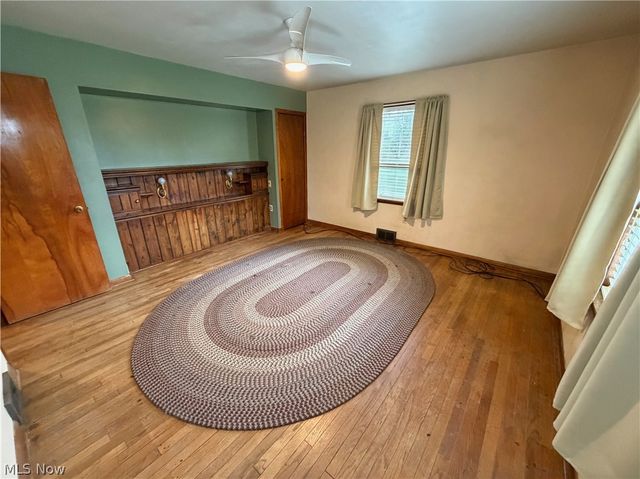 16213 Park Way, East Liverpool, OH 43920