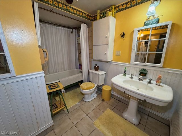16213 Park Way, East Liverpool, OH 43920