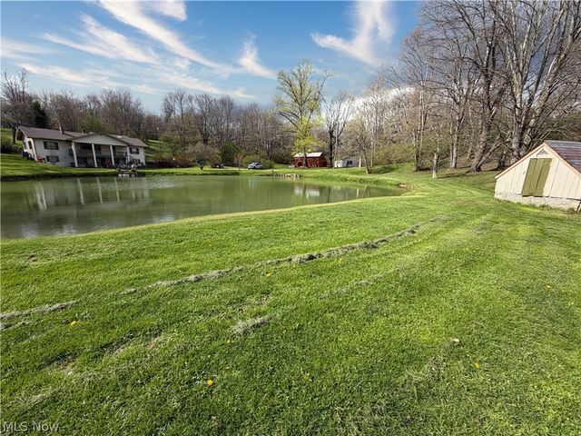 16213 Park Way, East Liverpool, OH 43920