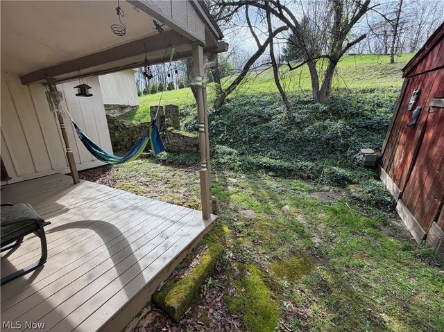 16213 Park Way, East Liverpool, OH 43920