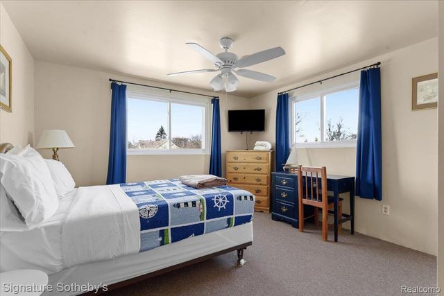 6997 Lakeshore Road, Worth Township, MI 48450