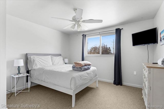 6997 Lakeshore Road, Worth Township, MI 48450