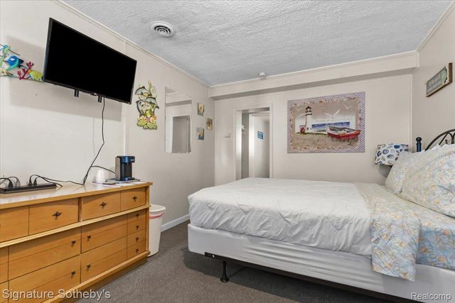 6997 Lakeshore Road, Worth Township, MI 48450