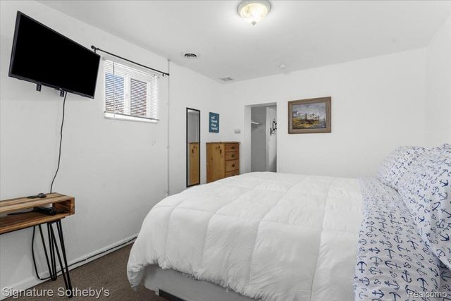 6997 Lakeshore Road, Worth Township, MI 48450