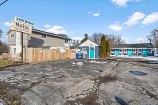 6997 Lakeshore Road, Worth Township, MI 48450