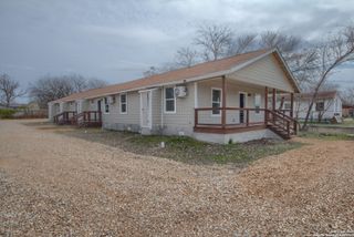 2702 Observation Dr Apt 2, San Antonio, TX 78227