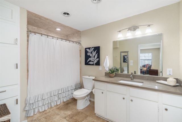 3644 W Seminary Drive, Fort Worth, TX 76109