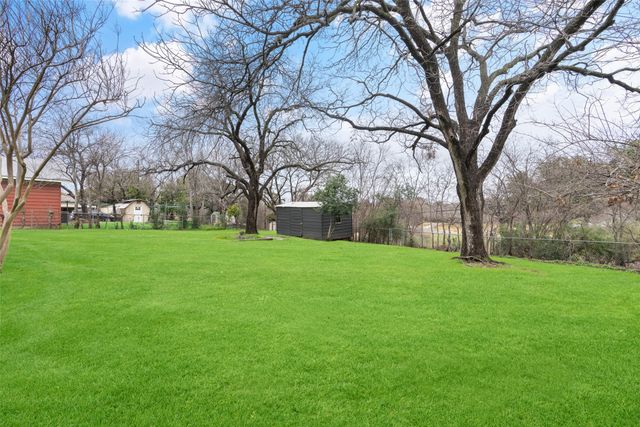 3644 W Seminary Drive, Fort Worth, TX 76109