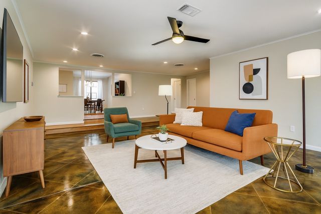3644 W Seminary Drive, Fort Worth, TX 76109