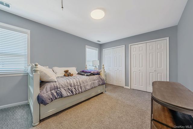 100 Baker Court 31, Island Park, NY 11558