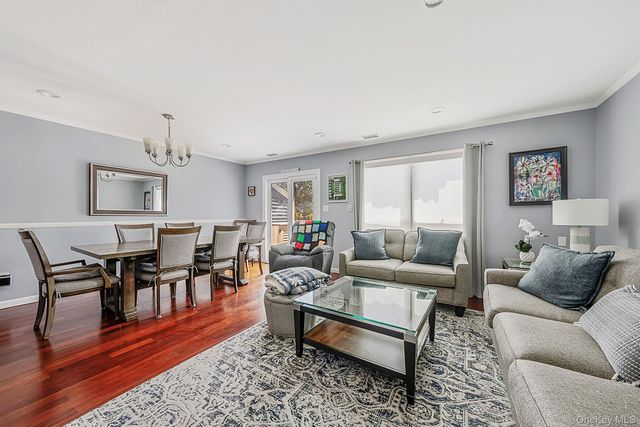 100 Baker Court 31, Island Park, NY 11558