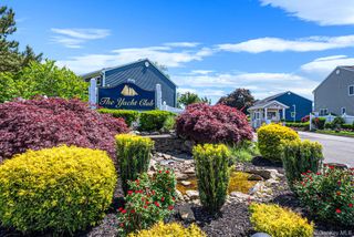 100 Baker Court 31, Island Park, NY 11558
