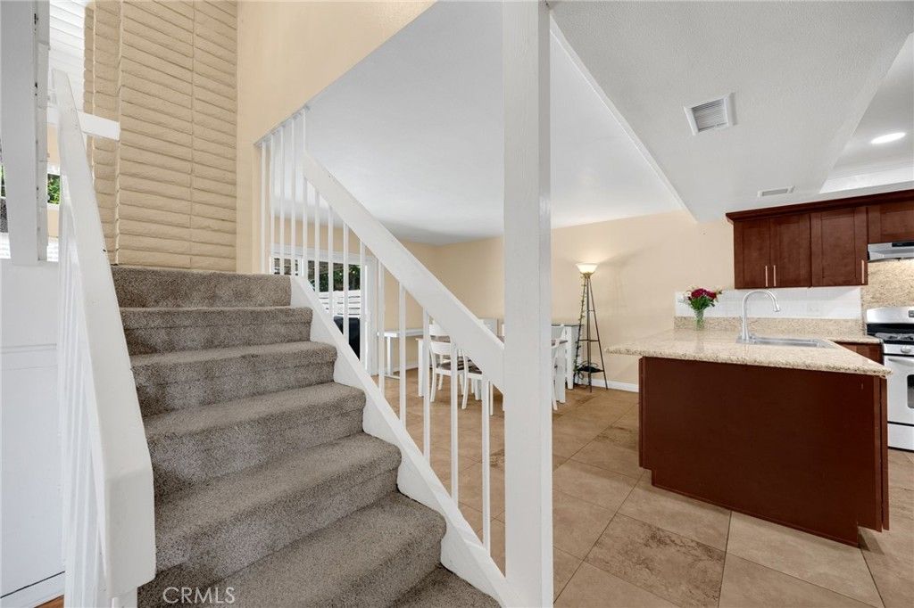 Image 27 of property listing at 2626 N Tustin A, Santa Ana, CA 92705