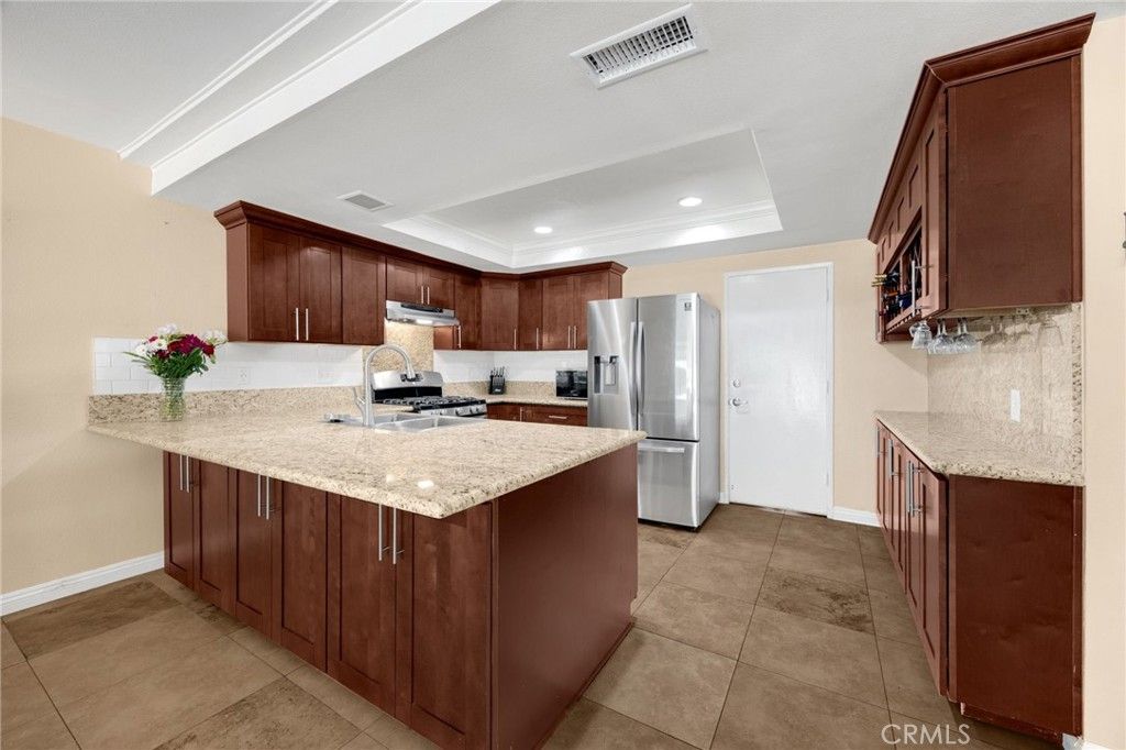 Image 29 of property listing at 2626 N Tustin A, Santa Ana, CA 92705