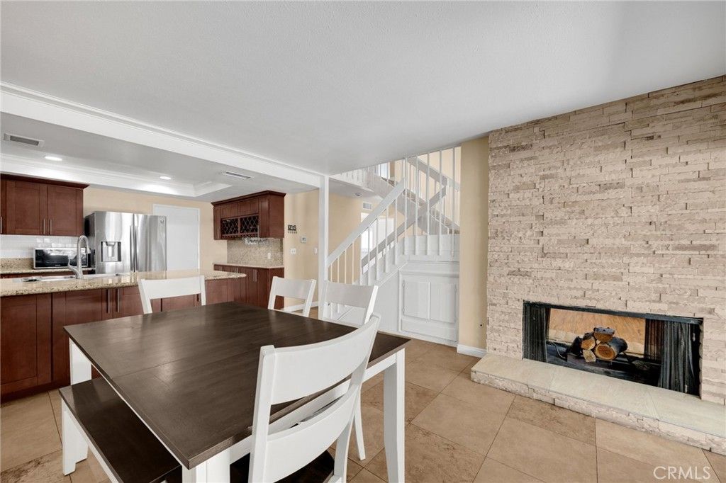 Image 36 of property listing at 2626 N Tustin A, Santa Ana, CA 92705
