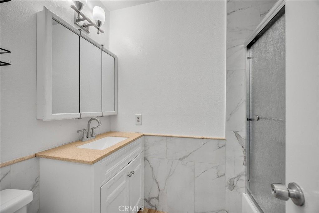 Image 38 of property listing at 2626 N Tustin A, Santa Ana, CA 92705