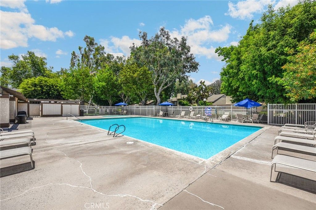 Image 4 of property listing at 2626 N Tustin A, Santa Ana, CA 92705