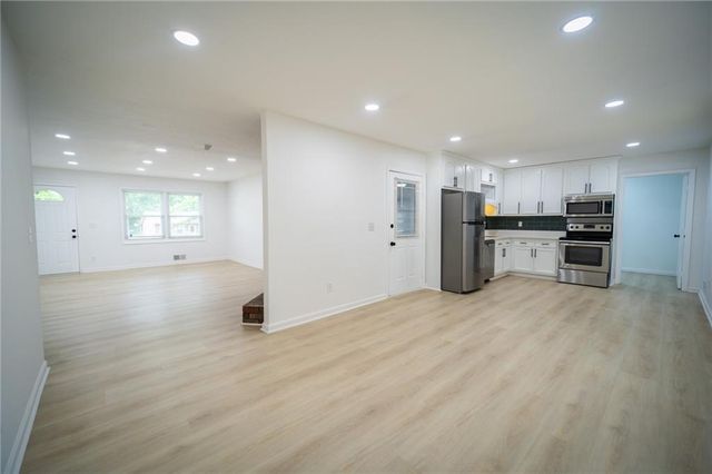 3091 Beaver Drive, Douglasville, GA 30135