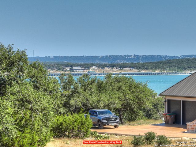 1202 Brads Flight, Canyon Lake, TX 78133