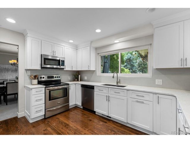7180 W Fairview Dr, Littleton, CO 80128