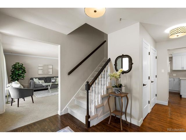 7180 W Fairview Dr, Littleton, CO 80128