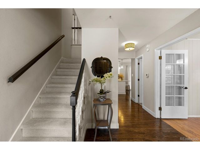 7180 W Fairview Dr, Littleton, CO 80128