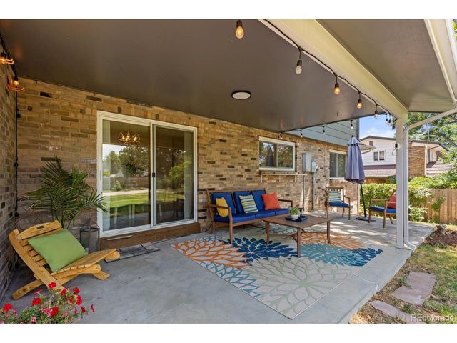 7180 W Fairview Dr, Littleton, CO 80128
