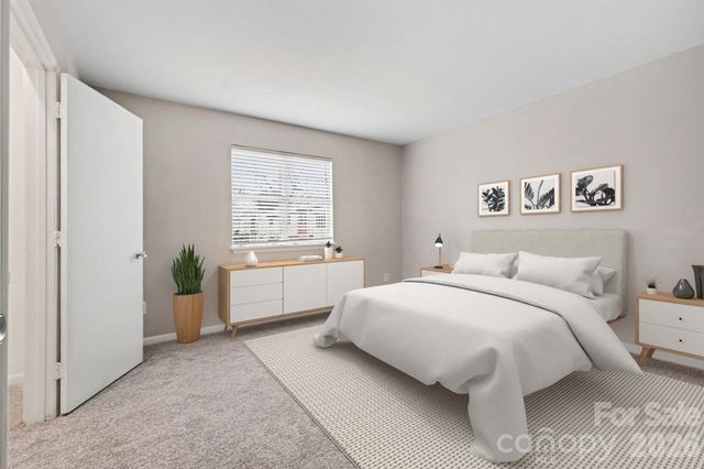 6042 Heath Valley Road, Charlotte, NC 28210