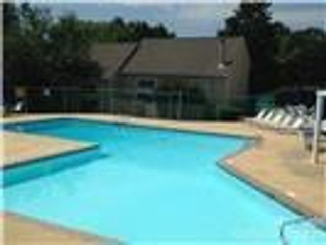 6042 Heath Valley Road, Charlotte, NC 28210