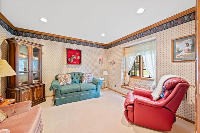 110 N Prescott St, Wichita, KS 67212