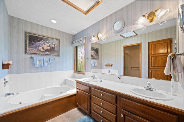 110 N Prescott St, Wichita, KS 67212