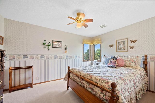 110 N Prescott St, Wichita, KS 67212