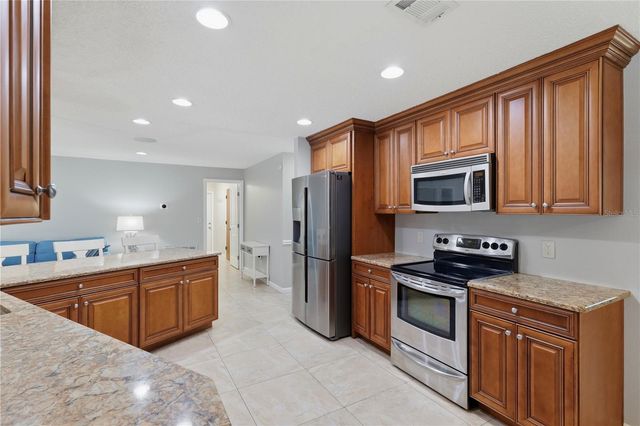 10062 121ST STREET, Seminole, FL 33772