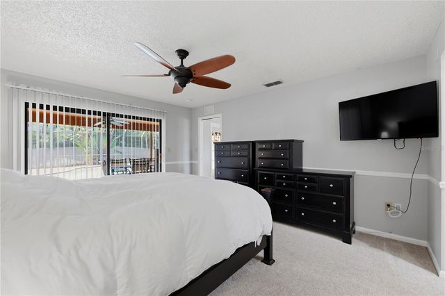 10062 121ST STREET, Seminole, FL 33772