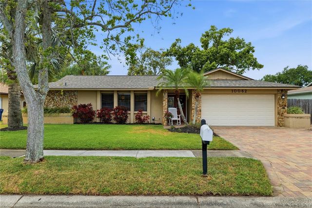 10062 121ST STREET, Seminole, FL 33772